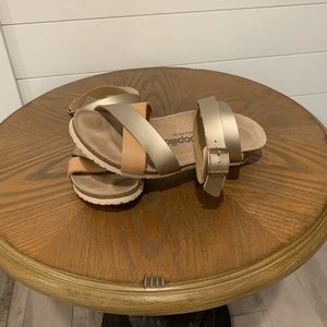 Papillio by Birkenstock euro size 39 US size 8-8.5 Woman’s Sandals